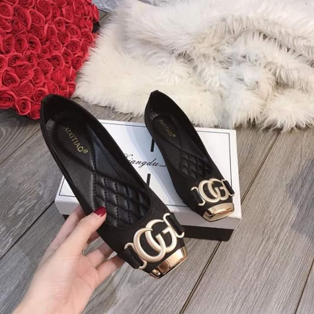 Giày búp bê nữ. Giày búp bê.