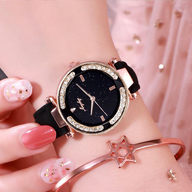 ĐỒNG HỒ NỮ DÂY DA MICKEY MẶT 3D ĐÁ XOAY SIÊU HOT