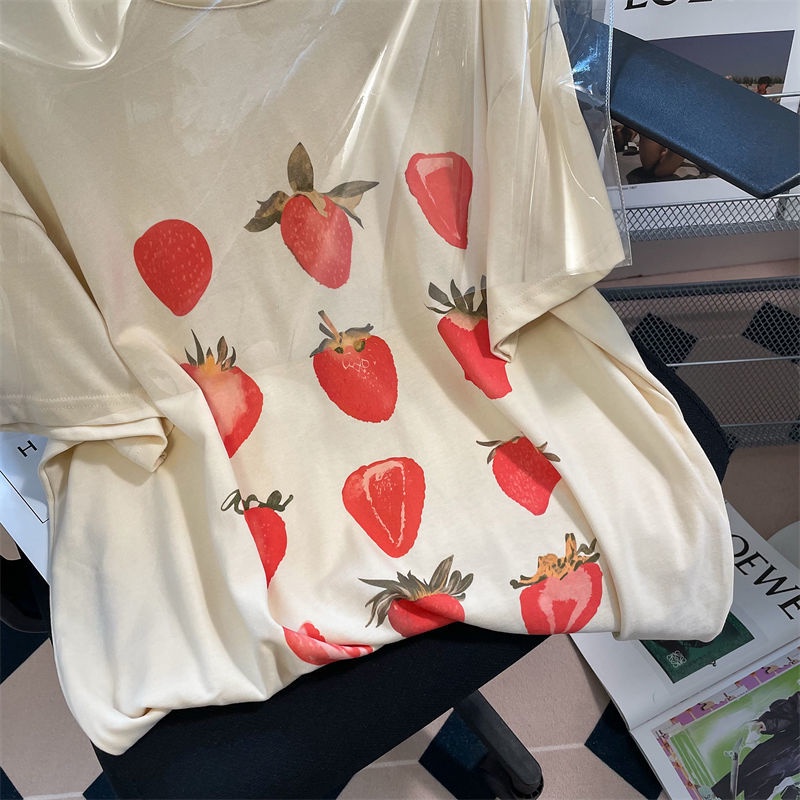 Áo Thun Tay Ngắn Dáng Rộng Hoạ Tiết Dâu Tây Phong Cách Retro
