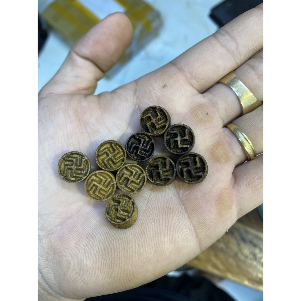 Vòng Trầm Hương Tốc - Mix Chữ Vạn May Mắn Tài Lộc - Trầm Hương Tự Nhiên