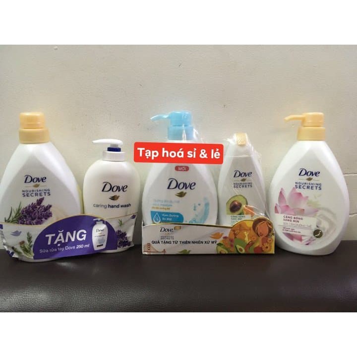 Sữa tắm Dove 530g tặng chai sữa rửa tay có 3 màu trong phân loại