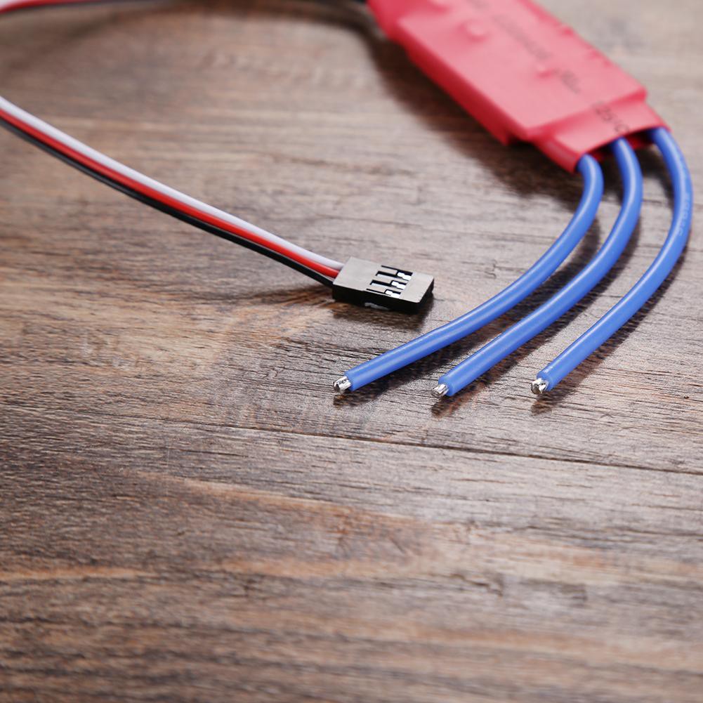 Động cơ không chổi than 5V / 3A ESC đa hướng thiết kế tiện lợi kèm phích cắm