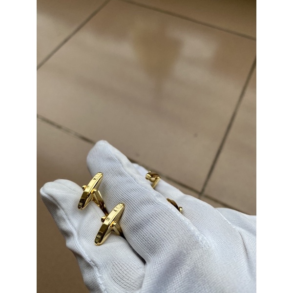 Khuy măng sét Versace