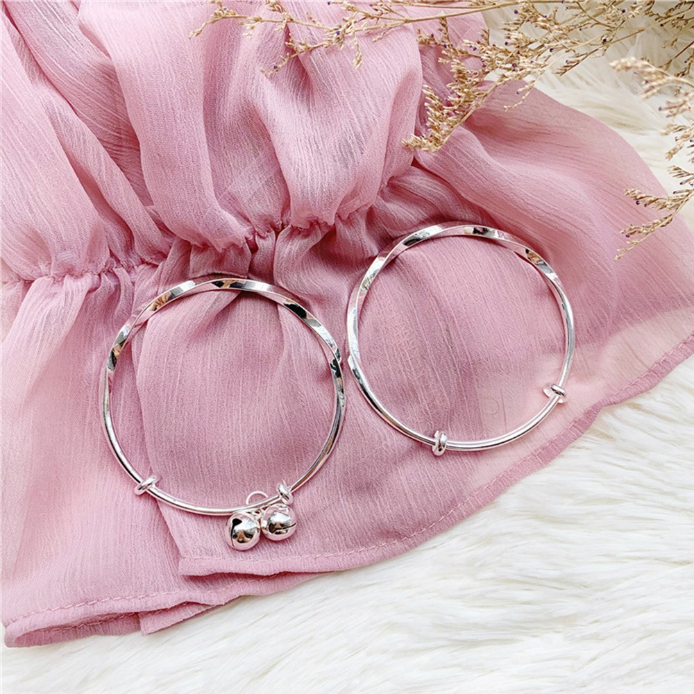 Vòng Đeo Tay Gắn Chuông Thời Trang Hàn Quốc Cổ Điển Dành Cho Nữ