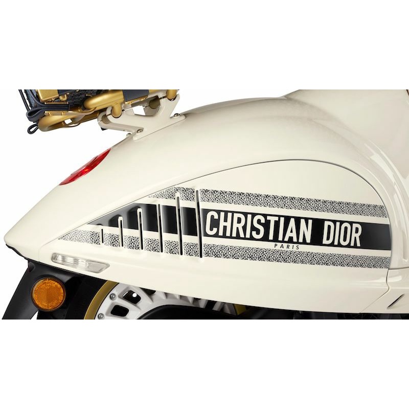 Bộ tem rời Christian Dior dán xe Vespa Sprint, Vespa Primavera, Vespa LX trắng đen