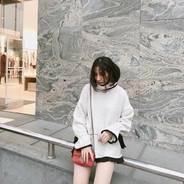 Áo len cổ lọ tay nơ