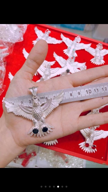 Mặt dây chuyền đại bàng Phú Lê