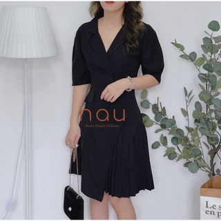 Đầm cổ vest nút bọc phối xếp li