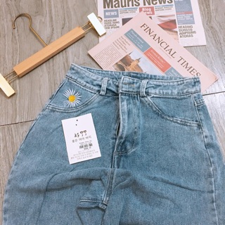 Quần baggy hoa cúc