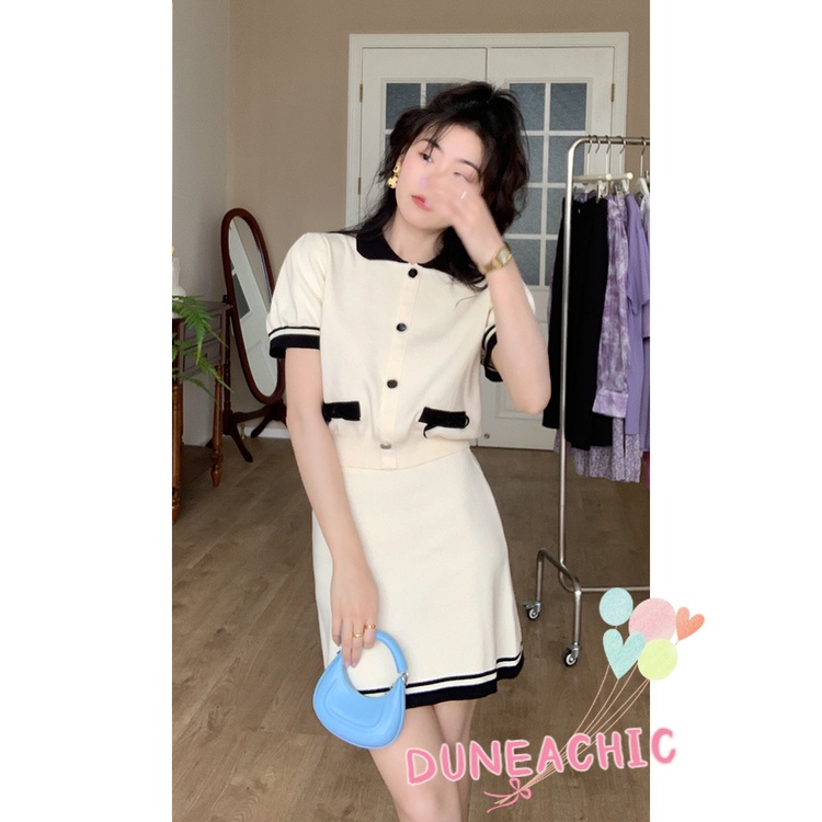 DUNEA Set Áo Sơ Mi Cổ Bẻ Cài Nút Và Chân Váy 2 Món Màu Sắc Trẻ Trung Cho Nữ