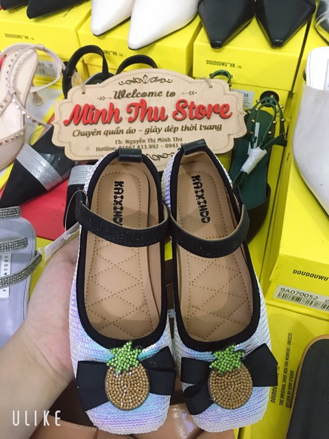 Giày dứa cho bé