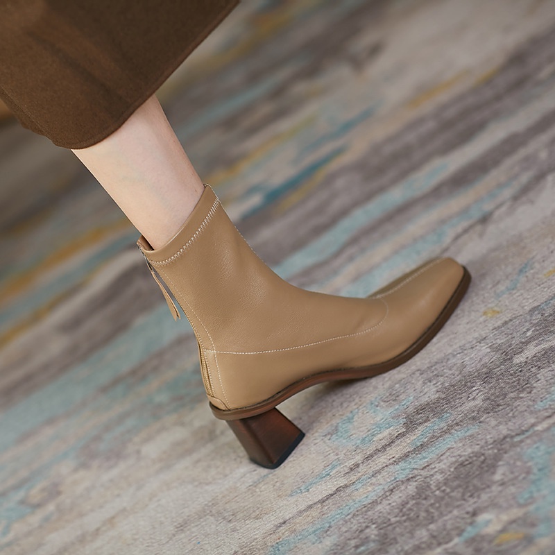 Giày bốt Martin cao gót dày co giãn mỏng màu trơn thời trang mùa thu kiểu Pháp 2021 cho nữ | BigBuy360 - bigbuy360.vn