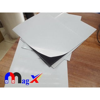 Nam châm dẻo có băng keo - Kích thước A4 dày 0.5mm