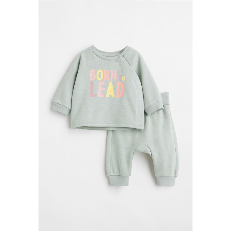 Set quần áo 2 chi tiết xanh sư tử Born to lead HM H&M_hàng chính hãng authentic