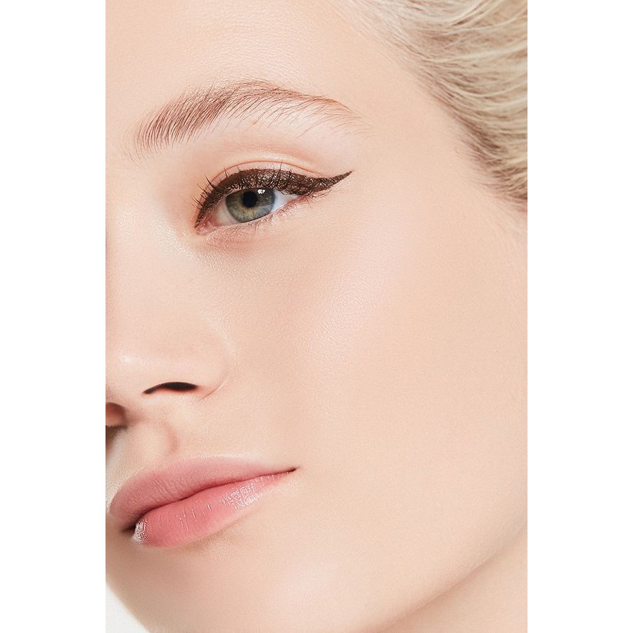 Kẻ mắt nước Stila Stay All Day Waterproof Liquid Eye Liner Bunny Beauty hàng đủ Bill | BigBuy360 - bigbuy360.vn