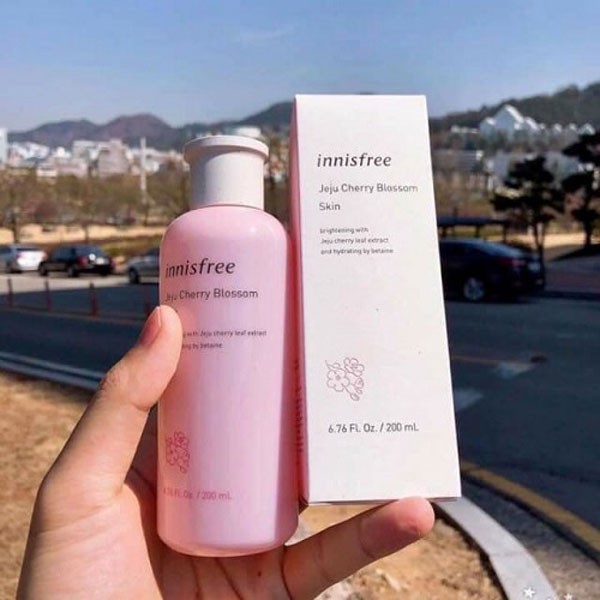 Nước Hoa Hồng Innisfree Jeju Cherry Blossom Skin 200ml | Thế Giới Skin Care
