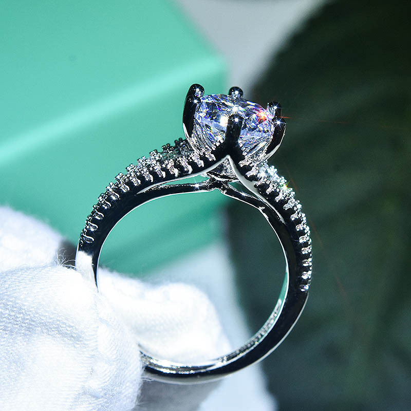 Nhẫn Đeo Tay Kim Loại Mặt Hình Mũi Tên Đính Đá Pt 950 Karat