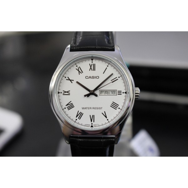 Đồng hồ nam Casio MTP-V006L-7BUDF chống nước độ sâu 50m - Dây da màu đen - Mặt số la | BigBuy360 - bigbuy360.vn