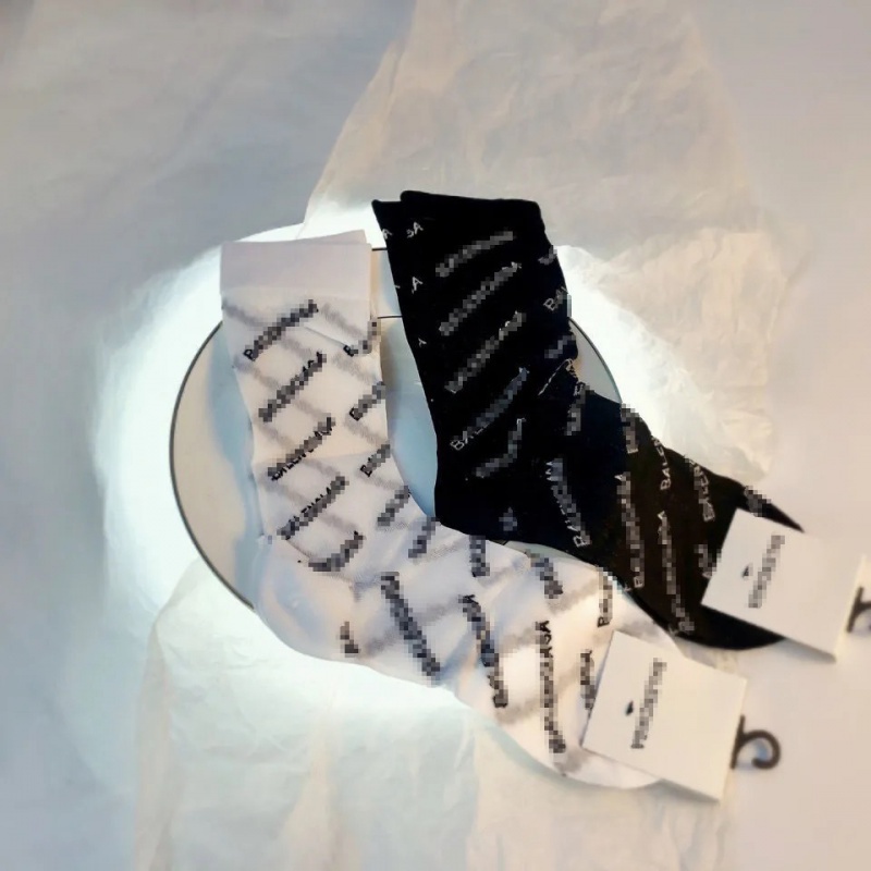 Vớ Nữ Dài Trung Bình Họa Tiết Sọc Ngang In Chữ Thời Trang Hàn Quốc