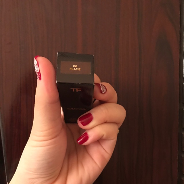 son môi tomford 06 flame