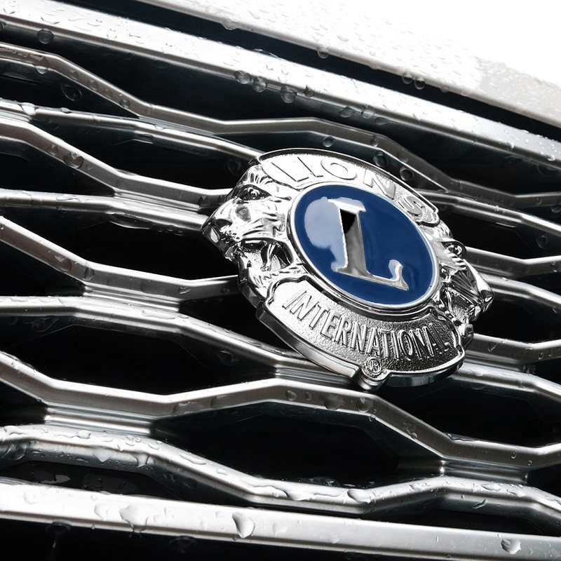 Miếng Dán Kim Loại Hình Sư Tử Trang Trí Lưới Tản Nhiệt Trước Xe Ô Tô Land Rover Mazda Subaru Daihatsu