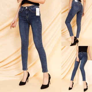 Quần jeans xanh đá xước màu đẹp lạ
