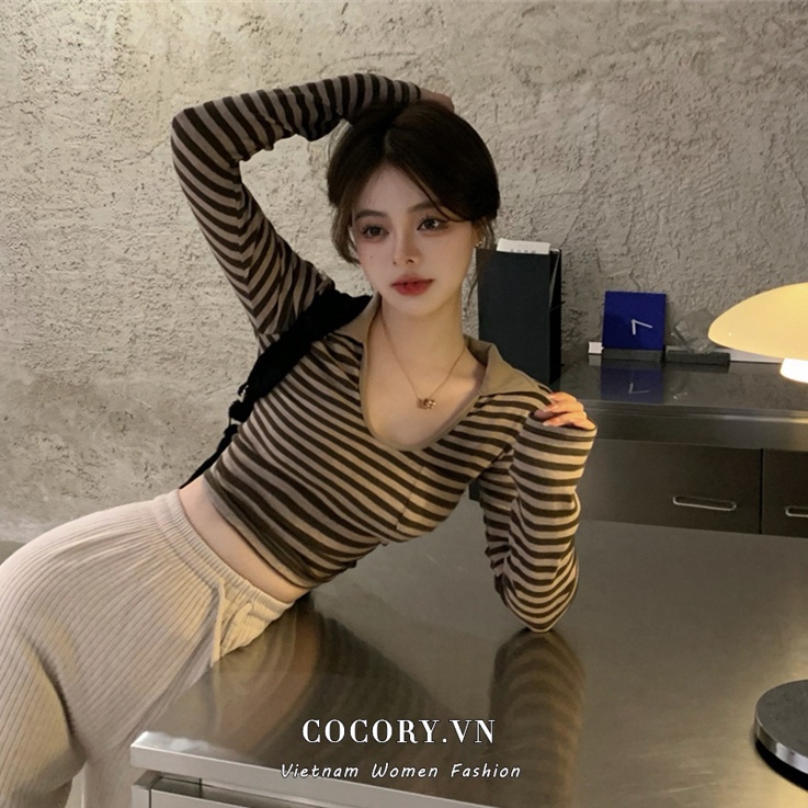Cocory vn Áo croptop tay dài cổ chữ V họa tiết kẻ sọc thời trang quyến rũ cho nữ