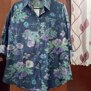 Sơ mi vải giả jean mềm, mịn từ 63-70kg mặc vừa