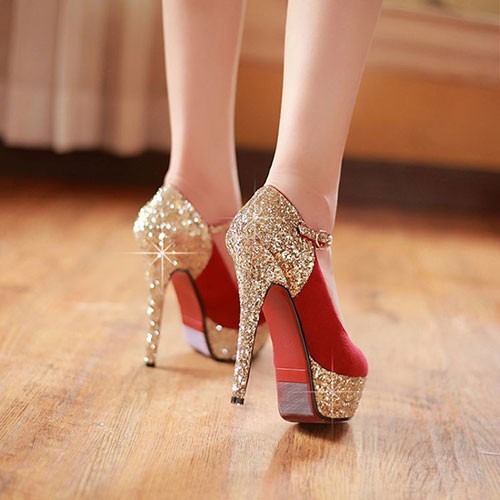 Giày cao gót bít mũi quai kim tuyến	- CG901