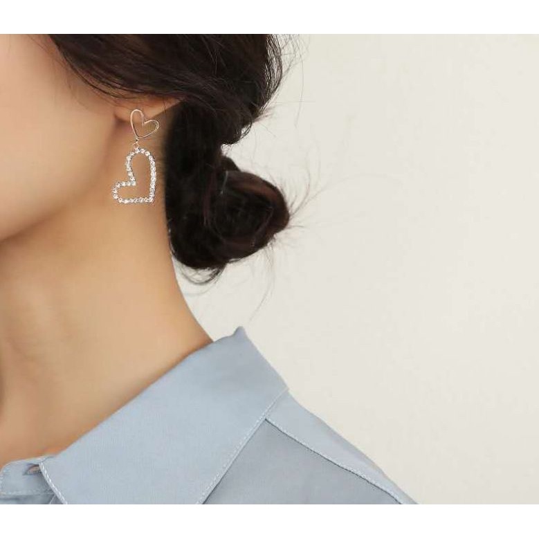 [HOT] BÔNG TAI KHUYÊN TAI HÌNH TIM ĐÍNH ĐÁ SANG TRỌNG CÁ TÍNH THỜI TRANG PHONG CÁCH HÀN QUỐC 222BT060