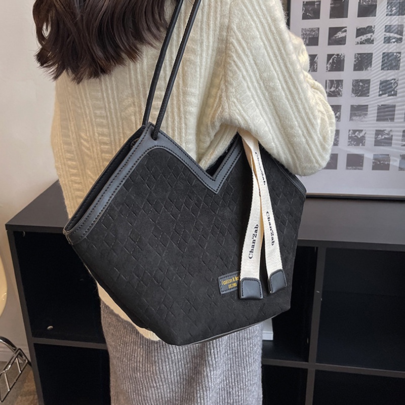 Túi Đeo Vai Sức Chứa Lớn Phong Cách Cổ Điển Cho Nữ