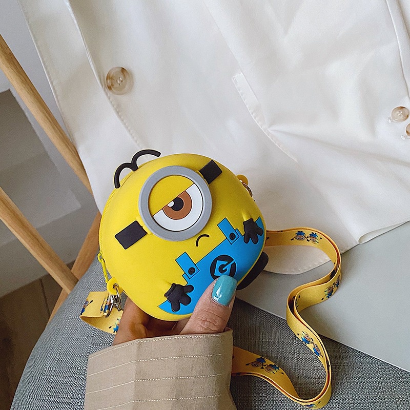 Túi Đeo Chéo Vai Bằng Silicon Mềm Hình Minion Làm Quà Tặng Sinh Nhật Cho Bé