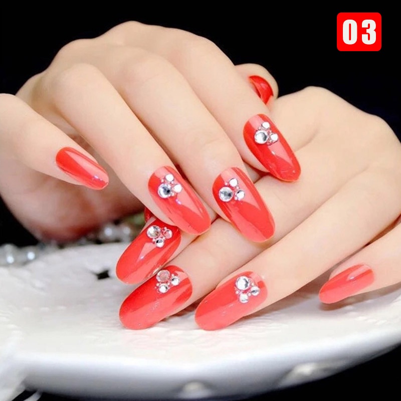 Set 24 Móng Tay Giả Đính Đá Trang Trí Toàn Diện Cho Cô Dâu