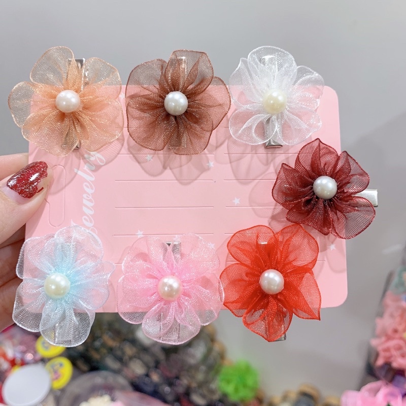 Kẹp tóc hoa đính hột