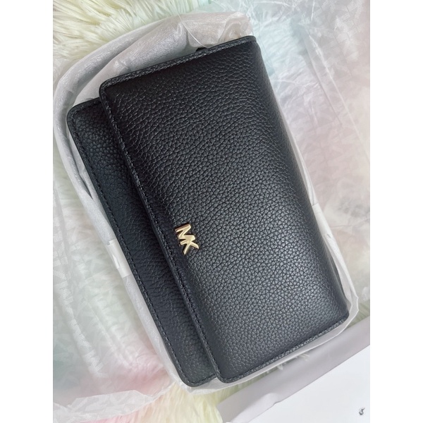 Túi đeo chéo MK chuẩn auth 100%.