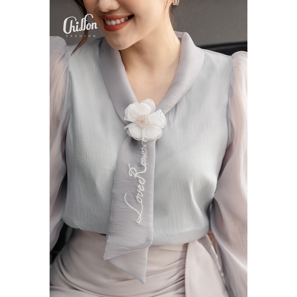 Áo sơ mi nữ công sở nữ cổ thêu cài hoa thiết kế by Chiffon | BigBuy360 - bigbuy360.vn