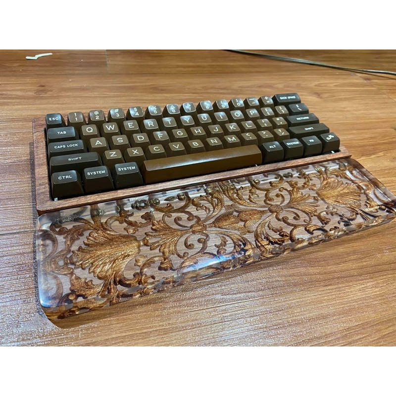 Kê Tay Resin kết hợp Gỗ.