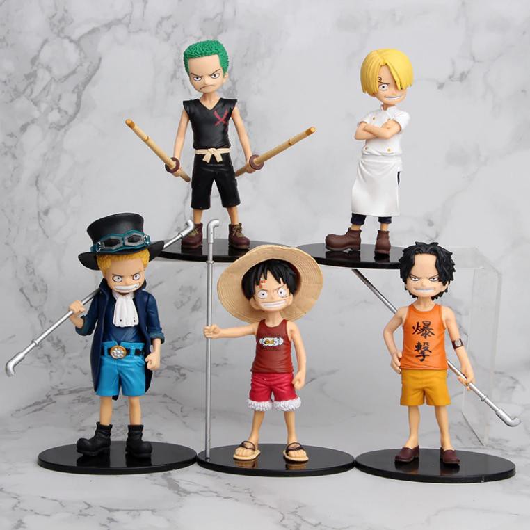 Mô Hình 05 Nhân Vật Trong Truyện One Piece - Cao 15cm