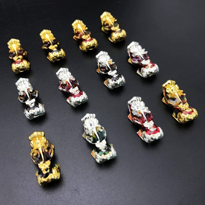 Mặt dây chuyền hình tỳ hưu đổi màu 3D độc đáo