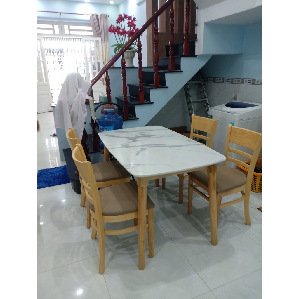 Bộ bàn ăn sang chảnh hiện đại