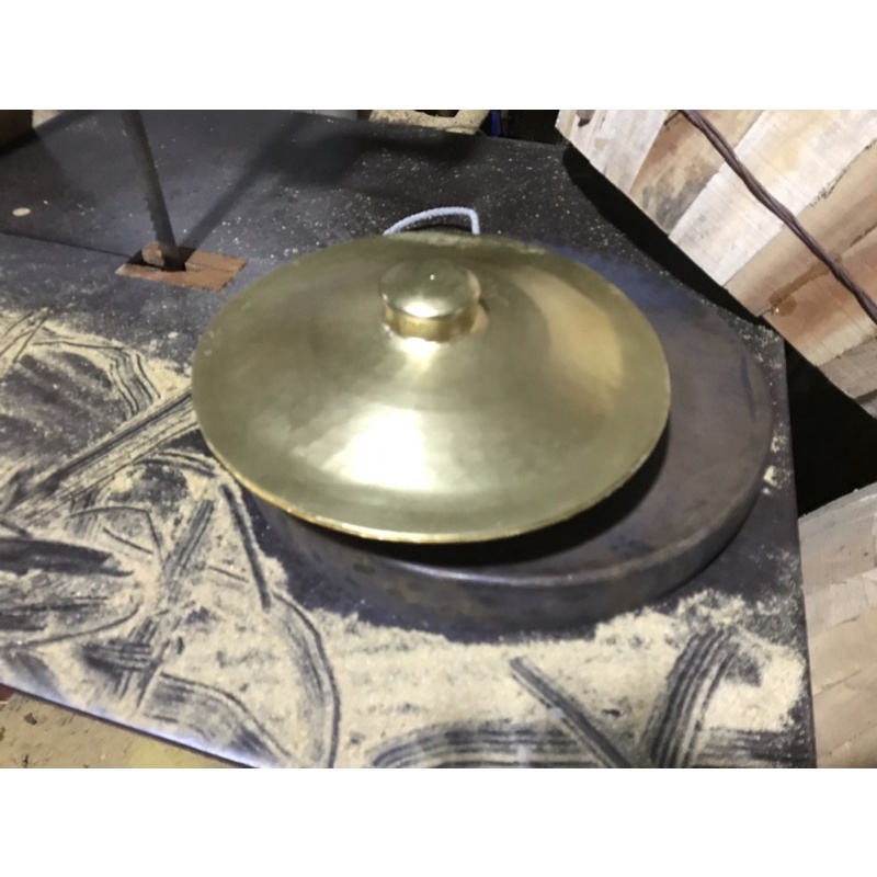 Nạo bạt đồng vàng dùng cho lễ hội