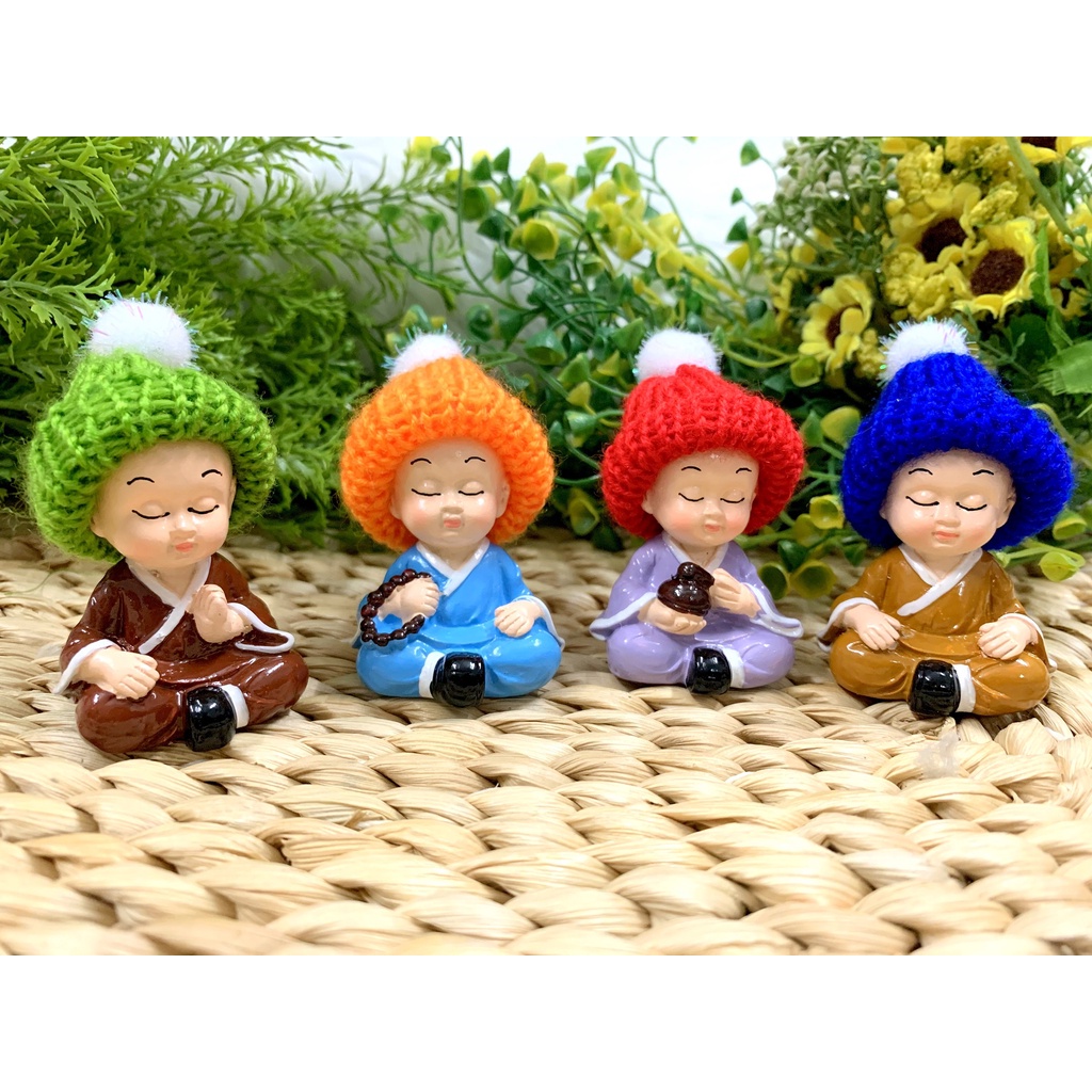 Tượng Chú Tiểu Hư Không đội nón len Việt Nam (Hàng Độc Quyền)