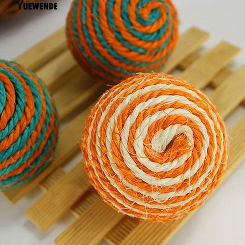 Quả banh bện dây dứa gai Cuba nhiều màu dễ thương cho mèo