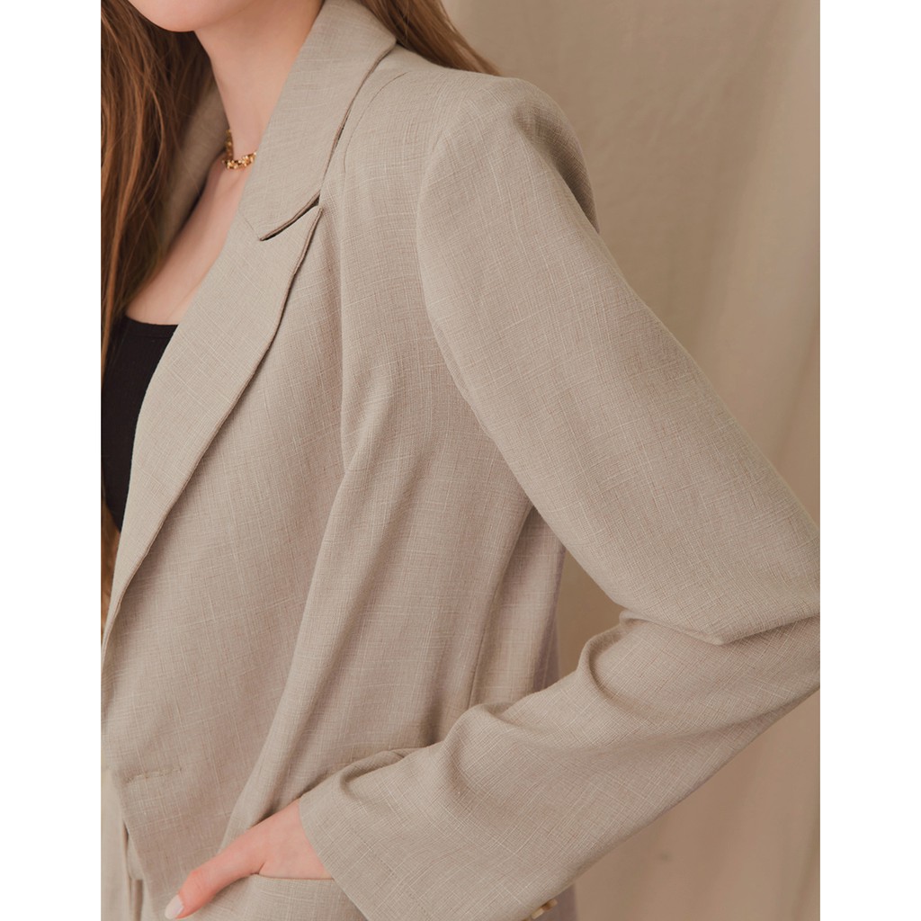 [Mã FAMALLT5 giảm 15% đơn 150k] Áo khoác blazer thanh lịch có đệm vai nữ Air Space 2111826003 | BigBuy360 - bigbuy360.vn