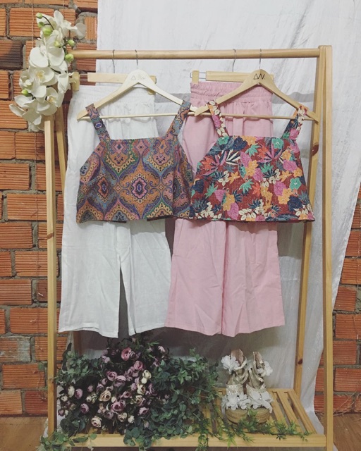 Set áo Croptop và quần ống rộng | BigBuy360 - bigbuy360.vn