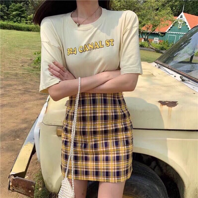 Combo chân váy kẻ vàng tây & áo pull nhiều màu