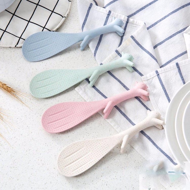 Muỗng thìa xới cơm lúa mạch hình con sóc