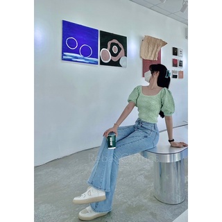 Áo len dệt kim tay phồng cổ vuông