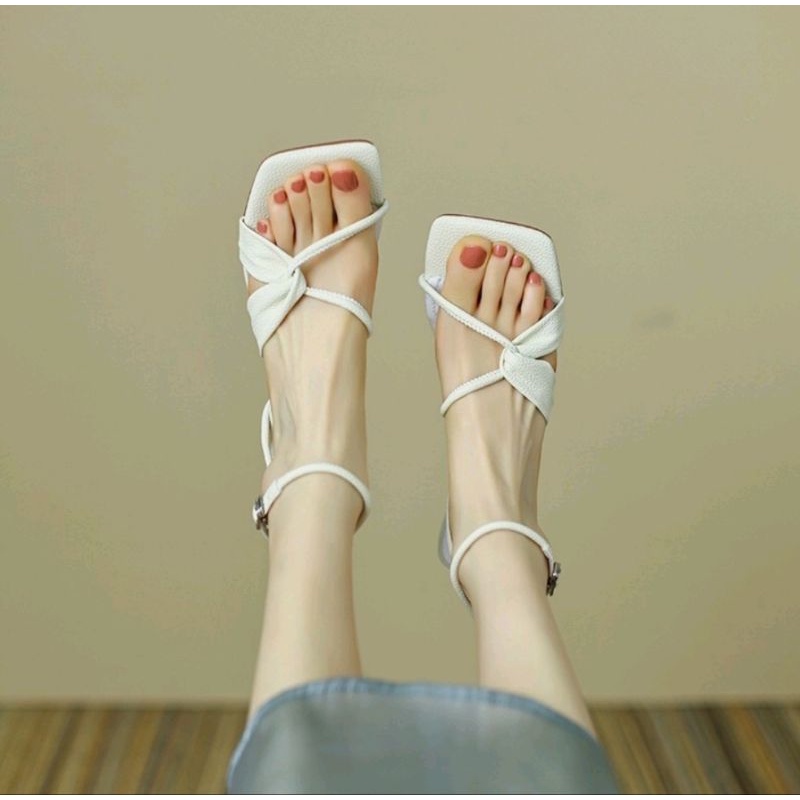 Gót sandal bigsize quai chéo phối dây nhỏ siêu xinh
