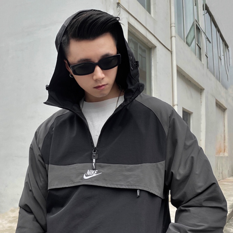 Áo Khoác Thể Thao Nike 100% Chống Thấm Nước Có Mũ Trùm Đầu Phối Khóa Kéo Phong Cách Retro Cho Nam BV5386-873